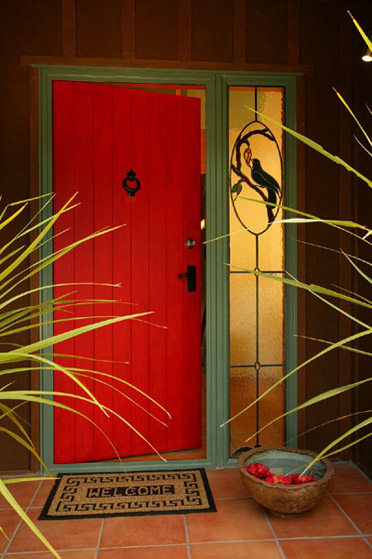 Tui Cottage - front door