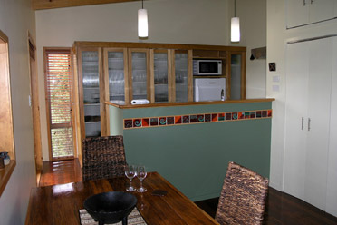 Fantail Cottage - dining/kitchen area Fantail Cottage - dining/kitchen area
